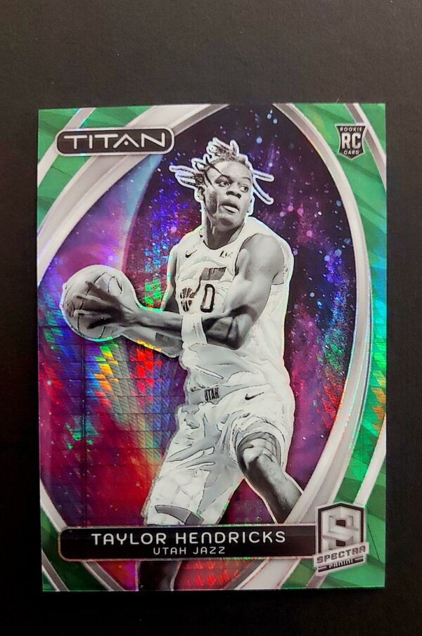 2023-24 Panini Spectra Titan Taylor Hendricks #2 19/75 RC