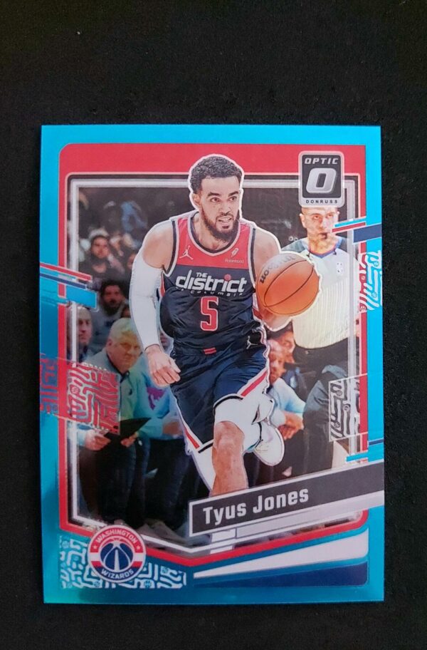 2023-24 Panini Optic Tyus Jones #182 075/249