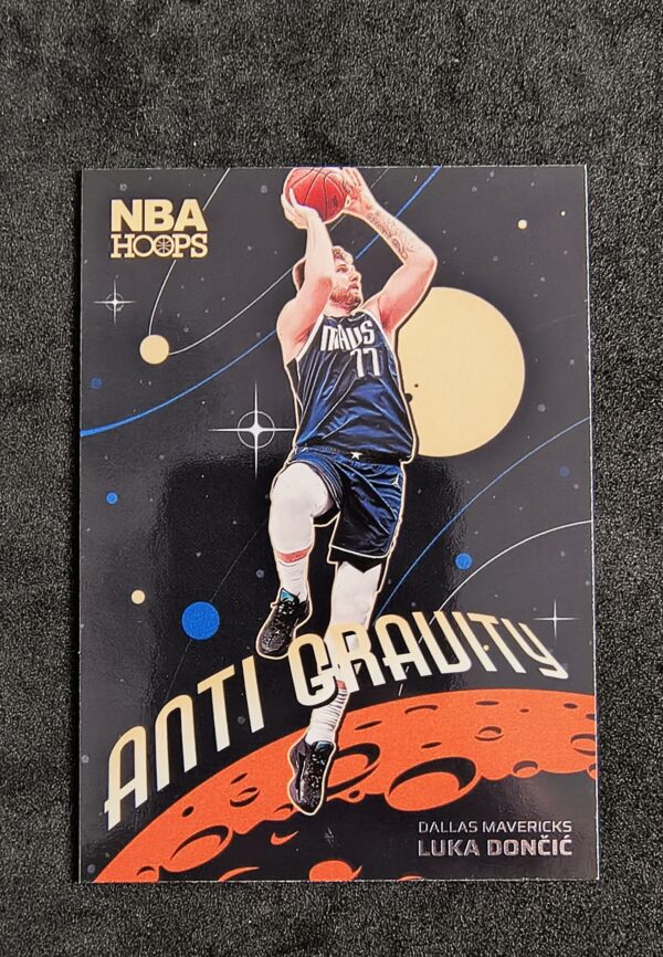 2024-25 Panini Hoops Anti Gravity Luka Doncic #9