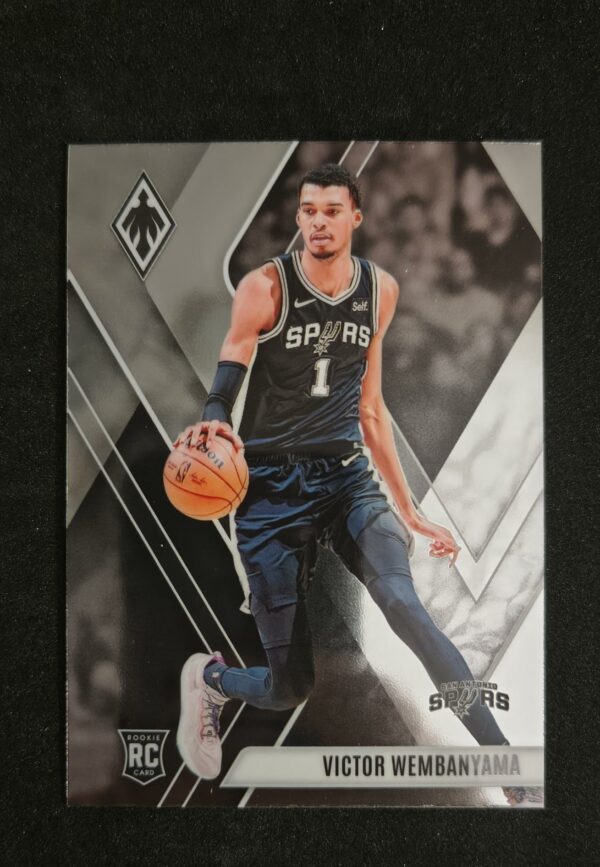 2023-24 Panini Phoenix Victor Wembanyama #256 RC