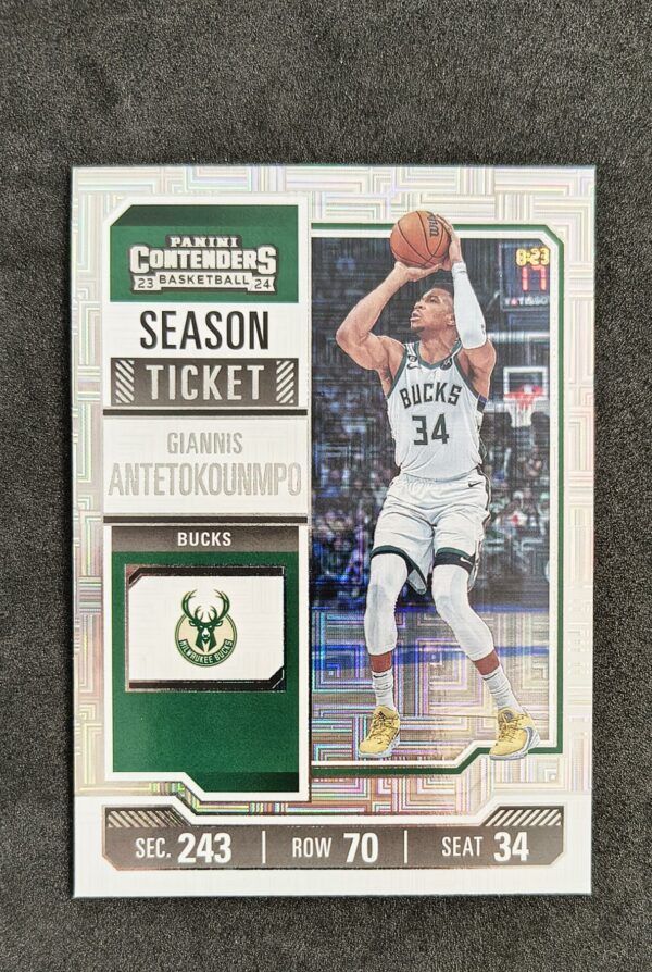 2023-24 Panini Contenders Giannis Antetokounmpo #3 Choice