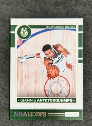 2024-25 Panini Hoops Giannis Antetokounmpo #166