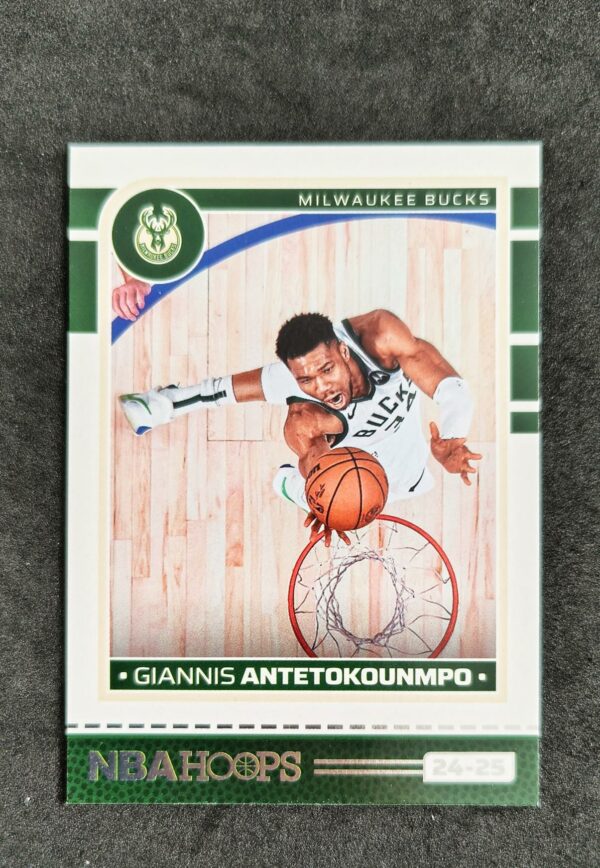 2024-25 Panini Hoops Giannis Antetokounmpo #166