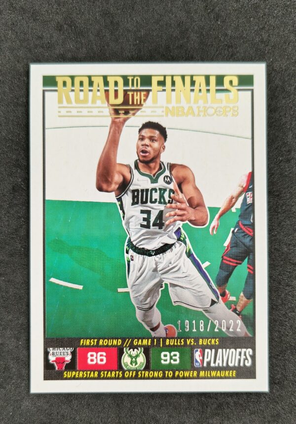 2022-23 Panini Hoops Road to the Finals Giannis Antetokounmpo #7 1918/2022