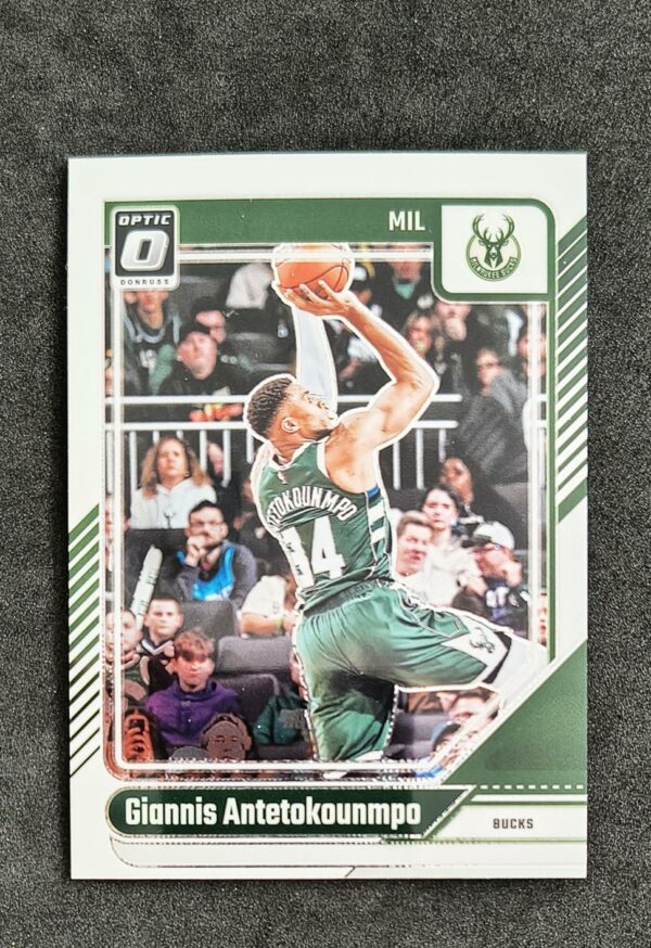 2024-25 Panini Optic Giannis Antetokounmpo #176