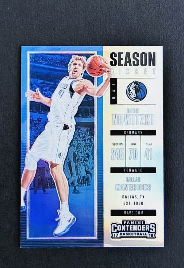 2017-18 Panini Contenders Dirk Nowitzki #62 Prizm