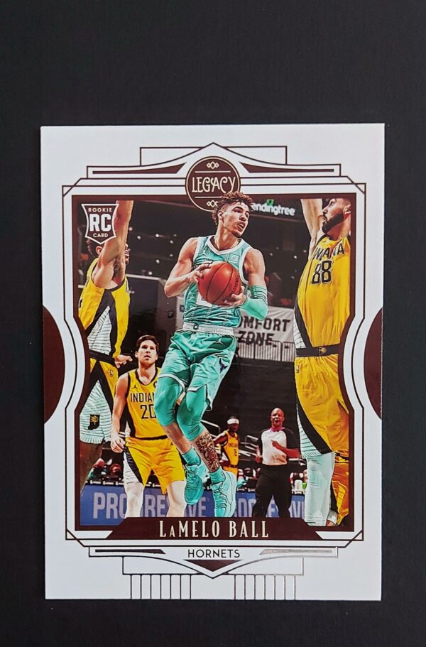2020-21 Panini Chronicles Legacy Lamelo Ball #682 RC