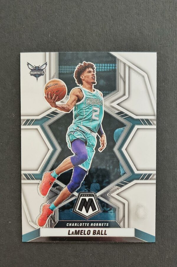 2021-22 Panini Mosaic Lamelo Ball #25