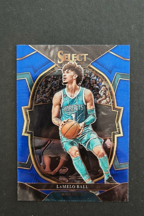 2022-23 Panini Mosaic Lamelo Ball #41 Concourse Blue