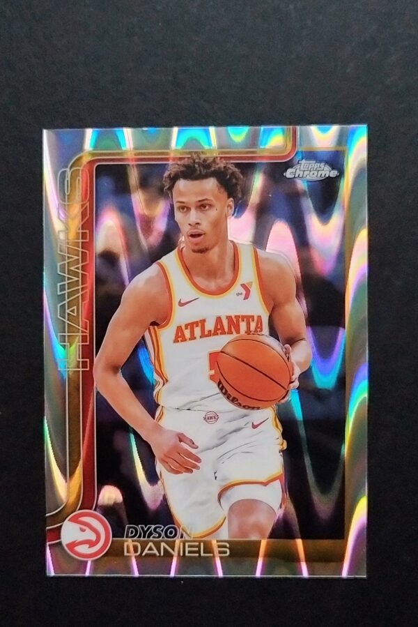 2025-26 Topps Chrome Dyson Daniels #68 Ray Wave Refractor
