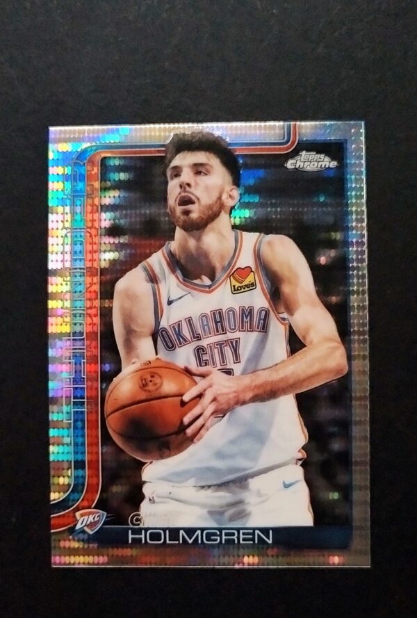 2025-26 Topps Chrome Chet Holmgren #134 Pulsar Refractor