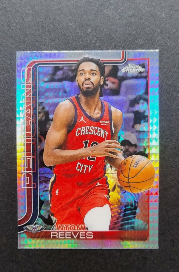 2025-26 Topps Chrome Antonio Reeves #108 Hyper Prism Refractor