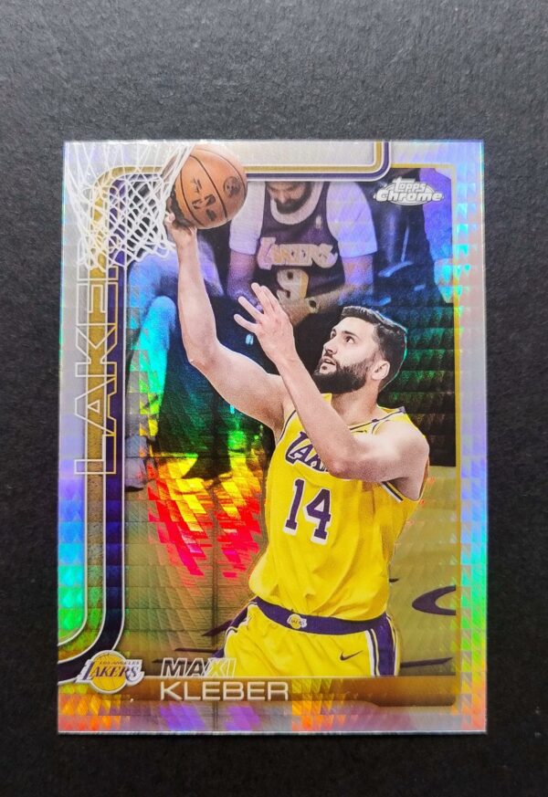 2025-26 Topps Chrome Maxi Kleber #157 Hyper Prism Refractor