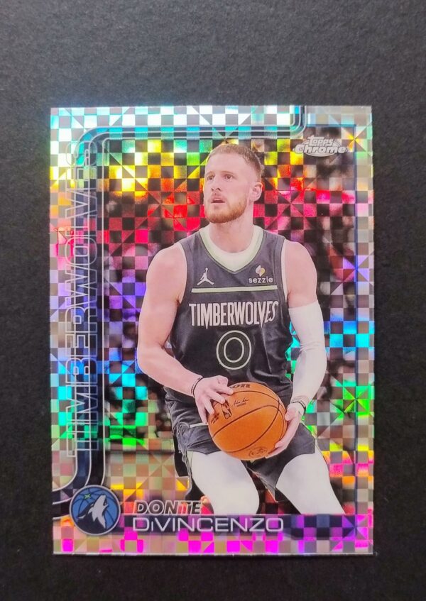 2025-26 Topps Chrome Donte DiVincenzo #145 Xfractor