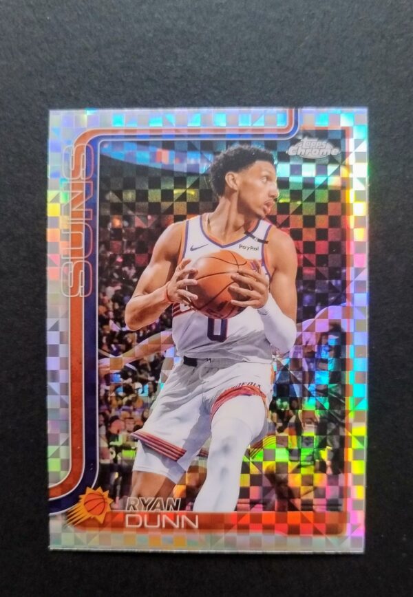 2025-26 Topps Chrome Ryan Dunn #178 Xfractor